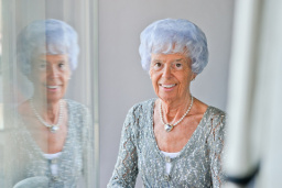 Karin Bauer